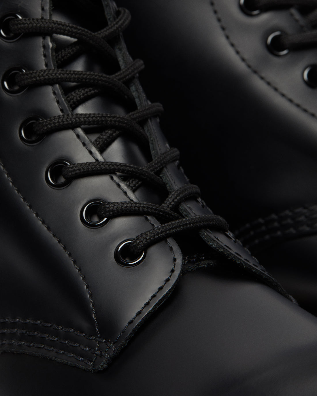 M 1460 Boot Black Smooth Leather