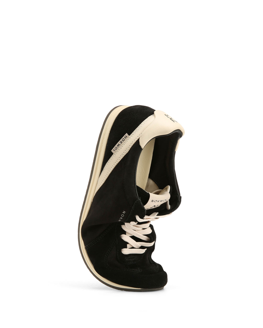 A26 Black Nubuck/Suede
