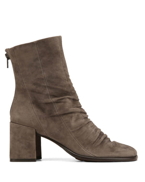 Lorie Smog Suede
