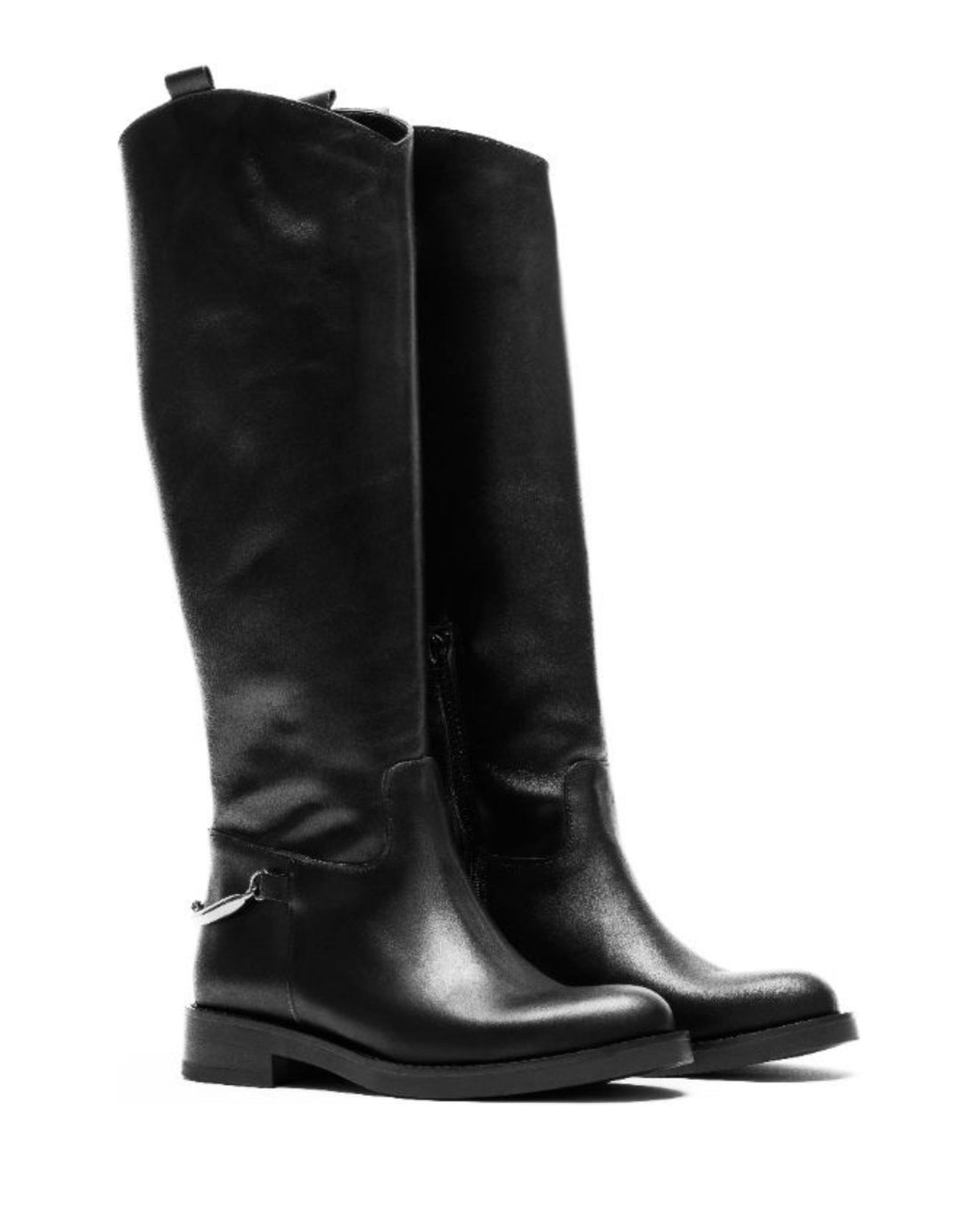 Spur Black Leather