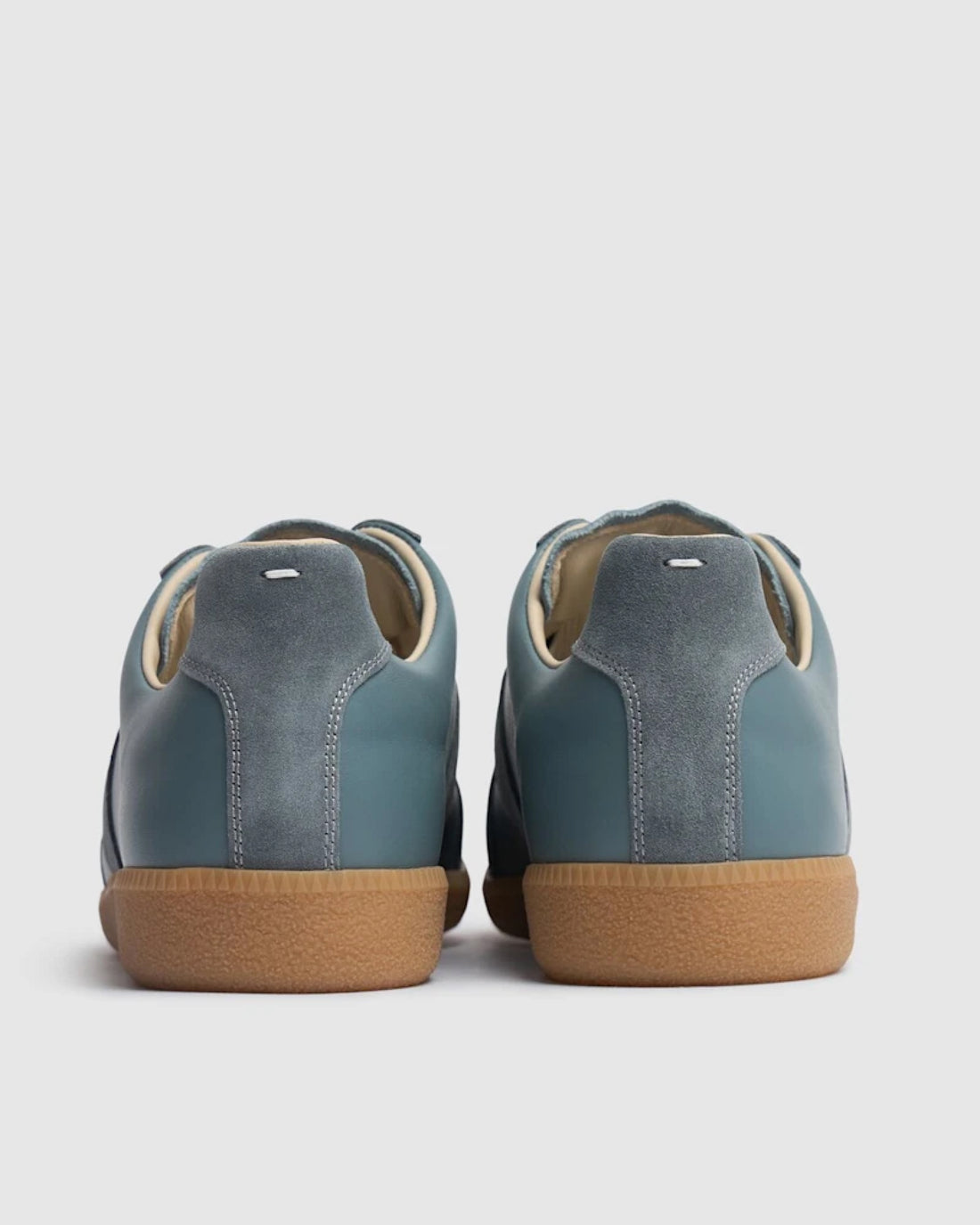 M Replica Cloud S57WS0236