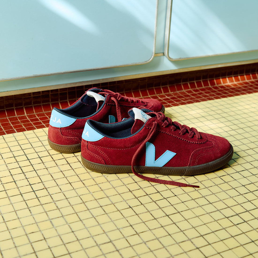 W Volley Grenat/Aqua/Eagle Suede VO0321467